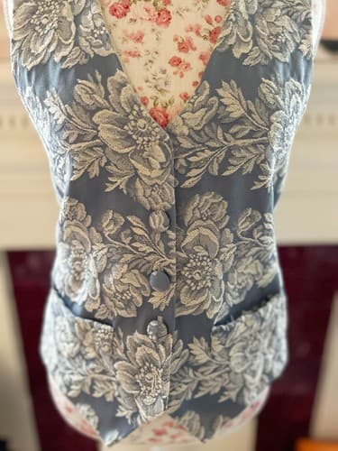 Vintage Women’s Blue Vest By Carol Antone Shabby Romantic Chic Brocade Satin M - Thumbnail 2