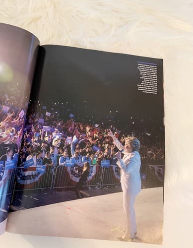 RECALLED NEWSWEEK MADAM PRESIDENT HILLARY CLINTON MAGAZINE COMMEMORATIVE EDITION - Thumbnail 5
