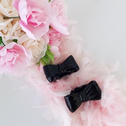 Vintage Napkin Ring Holders Bow Shaped Black 1980’s Romantic Home Decor Kitchen