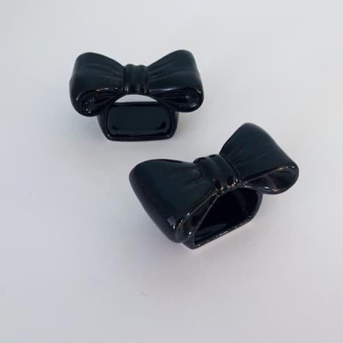 Vintage Napkin Ring Holders Bow Shaped Black 1980’s Romantic Home Decor Kitchen - Thumbnail 3