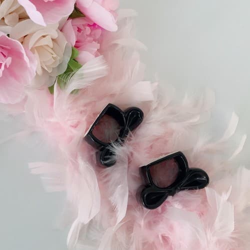 Vintage Napkin Ring Holders Bow Shaped Black 1980’s Romantic Home Decor Kitchen - Thumbnail 4