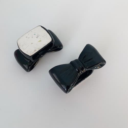 Vintage Napkin Ring Holders Bow Shaped Black 1980’s Romantic Home Decor Kitchen - Thumbnail 2