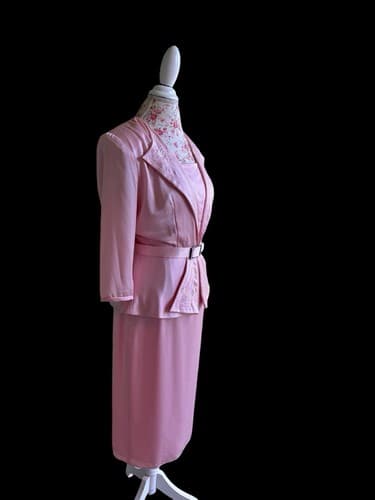 Vintage 1980’s Wiggle Dress Pink Satin Rhinestone Belt Holiday Avant Garde 40’s - Thumbnail 4