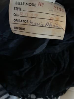 VINTAGE 1950’s Black Full Scalloped Lace Skirt Union Label Romantic Mid Century - Thumbnail 4