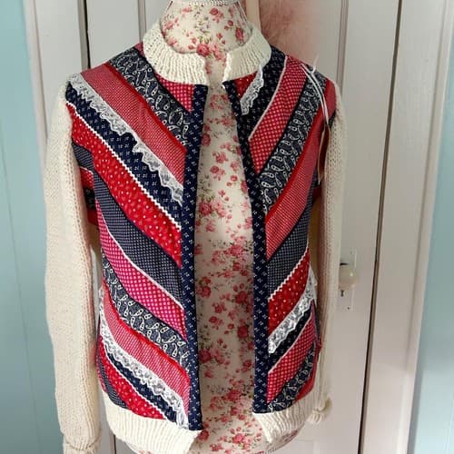 Vintage Handmade Sweater Red Blue Cream Star Print Quilted Cotton Cardigan Boho - Thumbnail 8