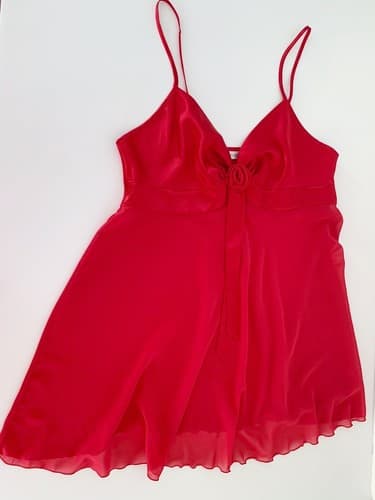 Victoria’s Secret Red Nighty Flowy Short Chemise Rosette Accent Medium Lingerie - Thumbnail 4