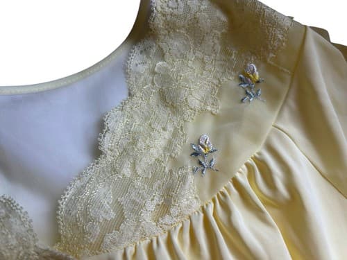 Vintage Yellow Shadowline Long Robe Sheer Chiffon Accents Embroidered Roses S - Thumbnail 3