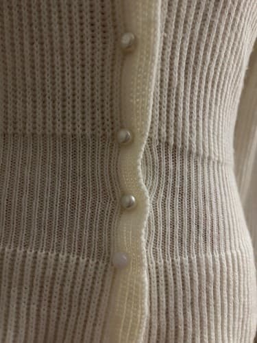 Vintage Cream Pearl Button Puffed Sleeve Peplum Waist Fitted Sweater 1980’s - Thumbnail 7