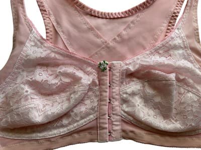 Vintage Pinup Bombshell Bra 1950’s 1960’s Pink Lace Lingerie 34B Romantic - Thumbnail 6