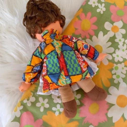 Sekiguchi Thumb Sucking Big Eye 10 inch doll 1970’s Mod Toy Patchwork Dress - Thumbnail 3