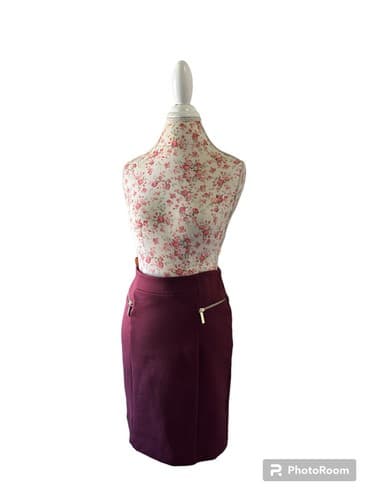 Michael Kors Wine Burgundy Knit Pencil Skirt 6 Career Stretchy Gold Zipper Logos - Thumbnail 2