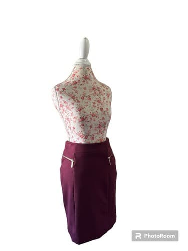 Michael Kors Wine Burgundy Knit Pencil Skirt 6 Career Stretchy Gold Zipper Logos - Thumbnail 4