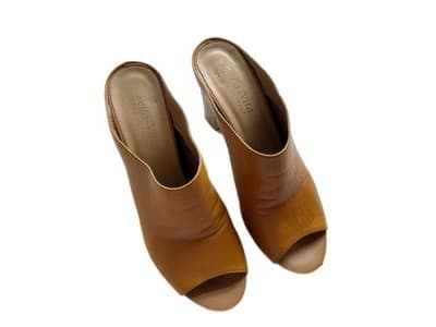 Size 10 Camel Colored Bella Vita Genuine Leather Mules Shoes Tan Slides Brown - Thumbnail 9