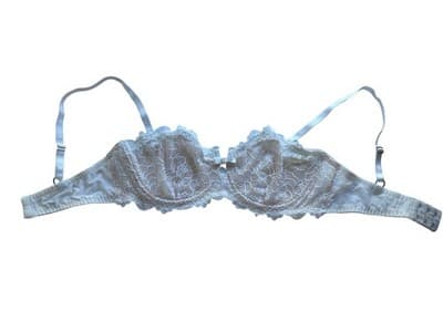 34DD Frederick’s Of Hollywood White & Beige Lace Bra Bow Lingerie Coquette - Thumbnail 2