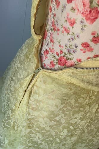 Vintage 1950’s Pastel Yellow Dress Pinup Bombshell Lace Petticoat Crinoline - Thumbnail 5