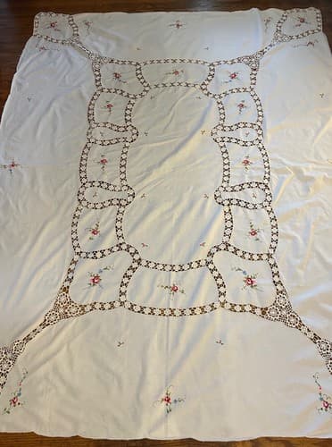 Vintage Large Cream Embroidered Tablecloth Topper Pink Aqua Floral Crochet 64 82 - Thumbnail 8