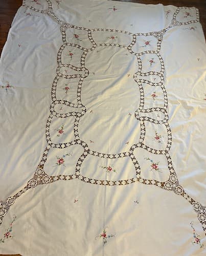 Vintage Large Cream Embroidered Tablecloth Topper Pink Aqua Floral Crochet 64 82 - Thumbnail 7
