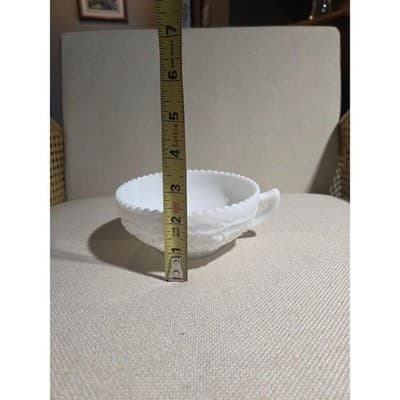 Vintage Imperial Glass Milk Glass 5 inch cream soup bowl grapevine pattern - Thumbnail 5