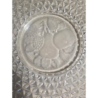 Vintage Imperial Glass Lace Edge 10.5" Sandwich Plate Frosted Fruit Center Clear - Thumbnail 5