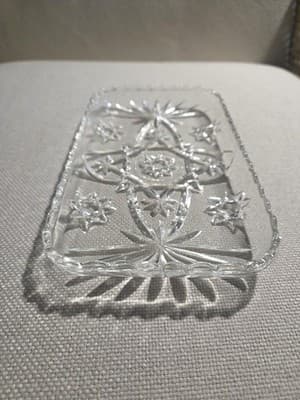 Vintage 4 piece Clear Pressed Glass Starburst Pattern Bowl and Tray Set - Thumbnail 3