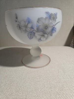 Vintage Norleans Italy Frosted Satin Glass Pedestal Compote Floral Bowl 1960s - Thumbnail 2