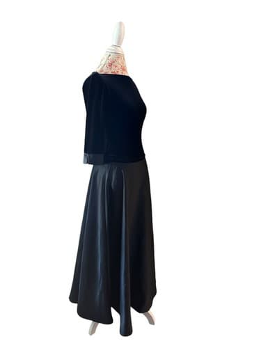 Tadashi 2 Petite Dress Black Velvet & Satin Vintage Neiman Marcus Avant Garde - Thumbnail 3