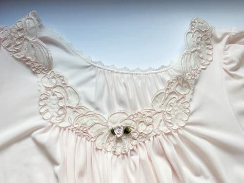 Vintage Shadowline Nightgown Pink Romantic Babydoll Flowy Pearl Rosette Accent S - Thumbnail 4