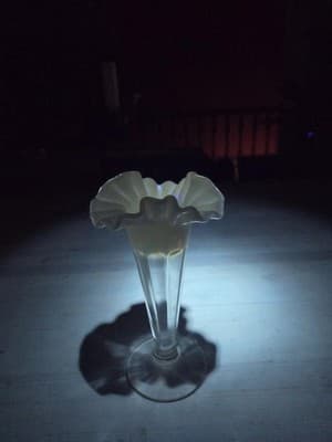 Vintage 1930s Jefferson Glass Opalescent Ruffled Rim Bud Vase Fenton Style - Thumbnail 6