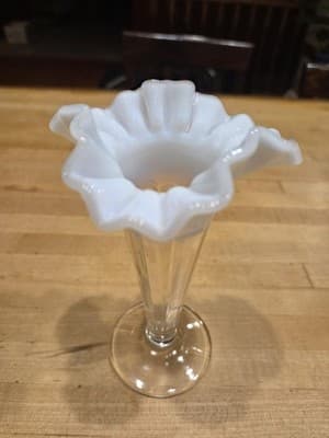 Vintage 1930s Jefferson Glass Opalescent Ruffled Rim Bud Vase Fenton Style - Thumbnail 2