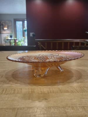Antique Northwood Carnival Glass Grape Leaves 3 Spatula Footed Plate 9 Inch - Thumbnail 3