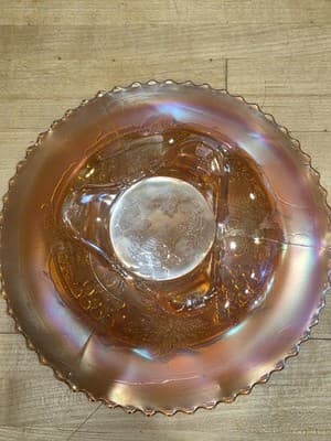 Antique Northwood Carnival Glass Grape Leaves 3 Spatula Footed Plate 9 Inch - Thumbnail 4
