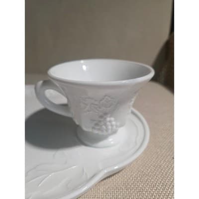 Vintage Indiana Glass Colony Harvest White Milk Glass Snack Set of 3 - Thumbnail 4