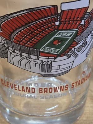 4 Vintage 1999 Budweiser Cleveland Browns Stadium Inaugural Season Beer Glasses - Thumbnail 3