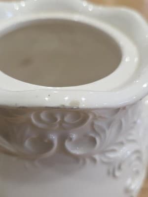 Napco White Provincial Scroll Ceramic Teapot Japan 1950s AS IS - Thumbnail 5