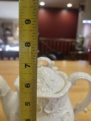 Napco White Provincial Scroll Ceramic Teapot Japan 1950s AS IS - Thumbnail 8