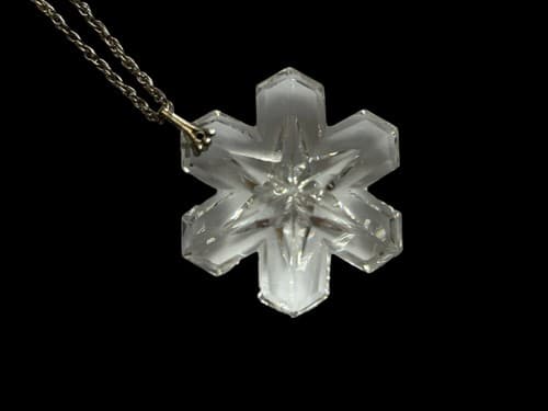 Vintage Clear Huge Large Faceted Glass Snowflake Holiday Christmas Necklace - Thumbnail 3