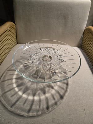Clear Glass Starburst Round Pedestal Cake Stand Decorative Dessert Stand - Thumbnail 2
