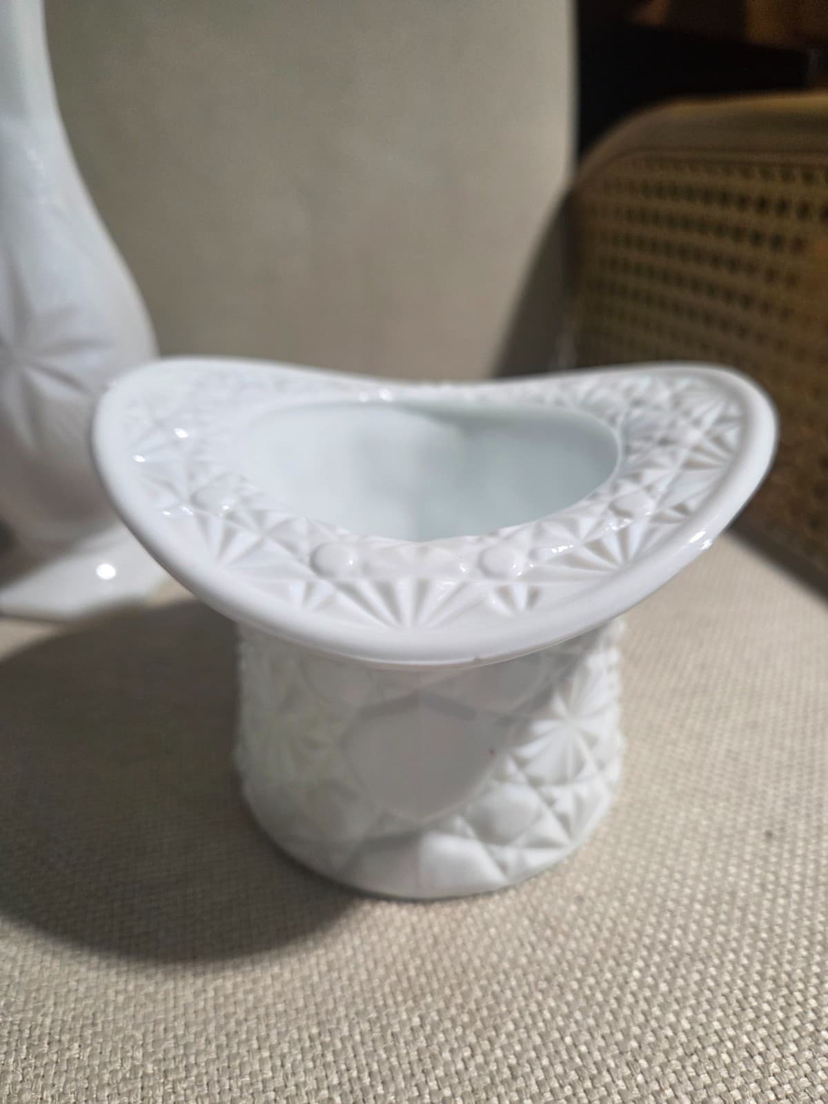 Lot of 3 Vintage Fenton White Milk Glass Top Hats 2 Sizes Bud Vase Choice - Thumbnail 2