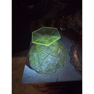 Antique McKee Sextec Pattern 11.5" Pedestal Centerpiece Bowl UV Manganese Glow - Thumbnail 2