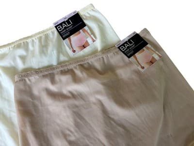 Lot Of 2 Set Of Bali NWT Panty Nude Beige & Cream Brief Medium/6 - Thumbnail 2