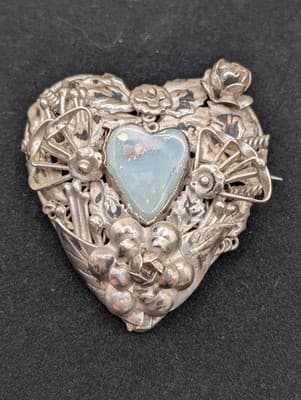1905-1915 Ornate Silver Heart Brooch Pin & Large Natural Opal Arts & Crafts Era - Thumbnail 10