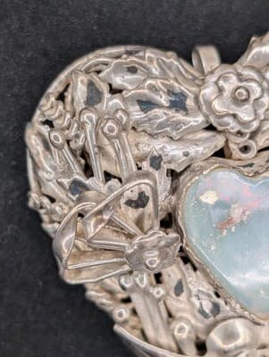 1905-1915 Ornate Silver Heart Brooch Pin & Large Natural Opal Arts & Crafts Era - Thumbnail 7