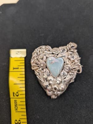 1905-1915 Ornate Silver Heart Brooch Pin & Large Natural Opal Arts & Crafts Era - Thumbnail 8