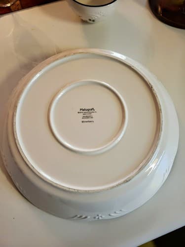 Pfaltzgraff Winterberry Christmas / Holiday 14" Chip Plate & Bowl - Thumbnail 6