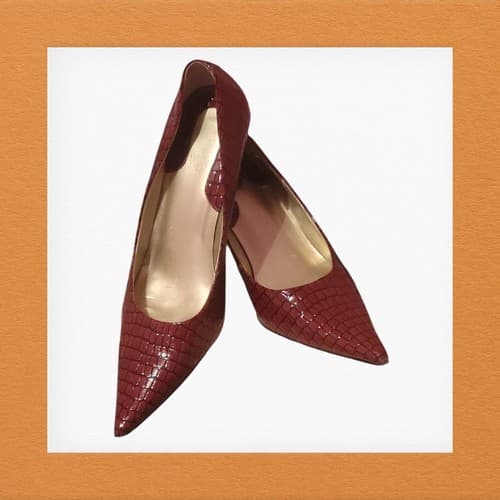 Nine West Red Croc Embossed Leather Pumps Womens Size 9 Low Classic Heel Shoes