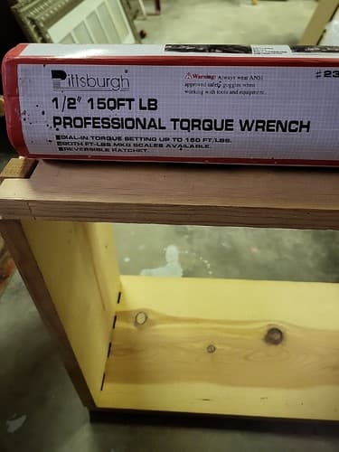 Pittsburgh Professional 239 1/2-inch Drive Click Stop Torque Wrench - Thumbnail 2