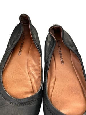 Lucky Brand LK Emmie Black Leather Slip On Ballet Flats Size 7.5 - G1 - Thumbnail 4