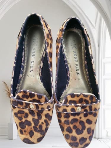 Anne Klein iflex Akimina Flats Shoes Leopard Cheetah Microfiber Mob Wife 7.5 M