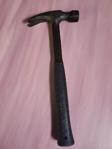 Estwing 20 oz. Claw Hammer. E3-20 USA Vintage Nylon Handle Grip - Thumbnail 2