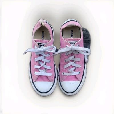 Converse All Star Kids Shoes Size Youth 13 Color Pink. These In Great Condition! - Thumbnail 2